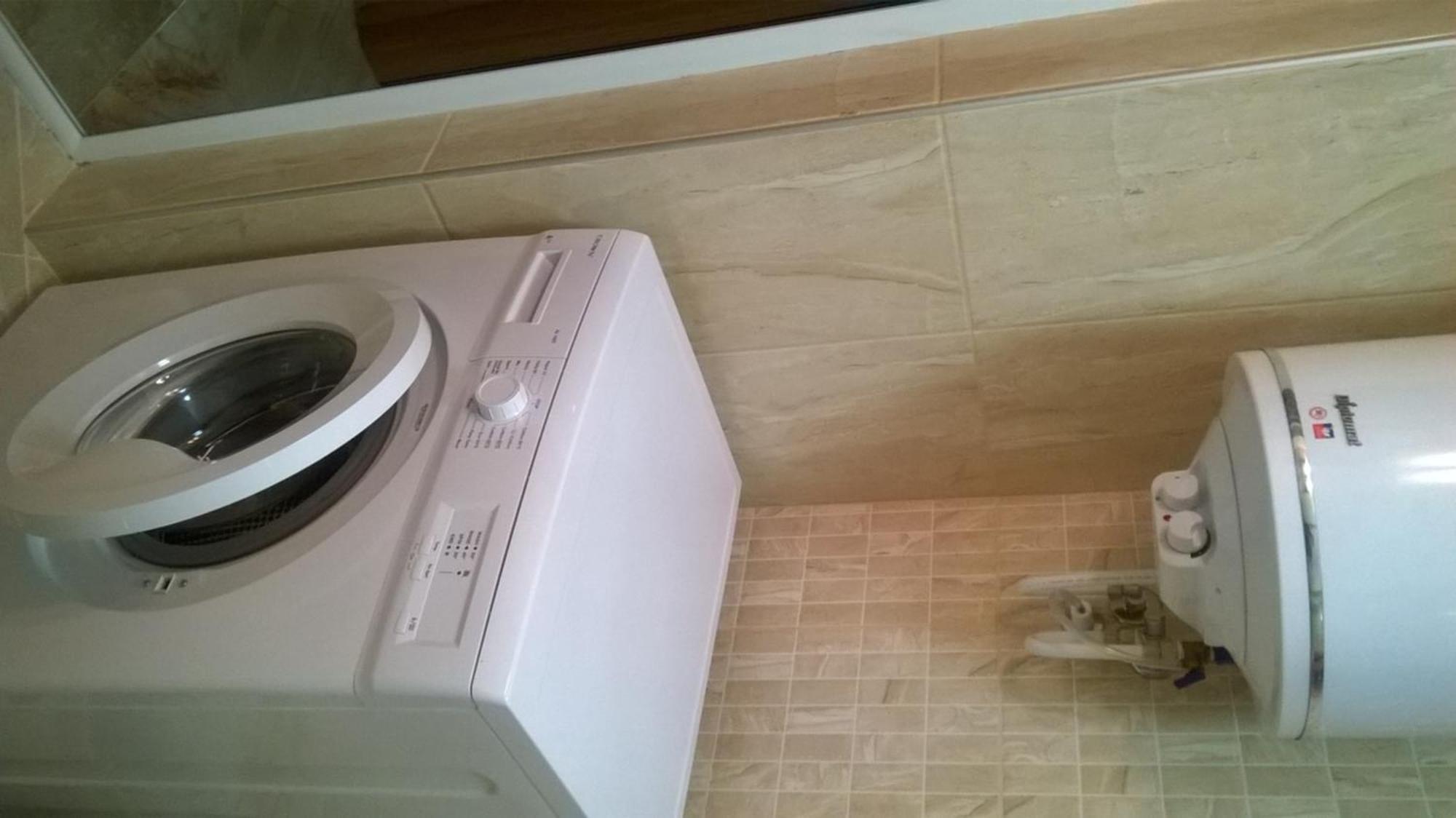 Apartamenti Zhelezovi Pomorie Exterior foto
